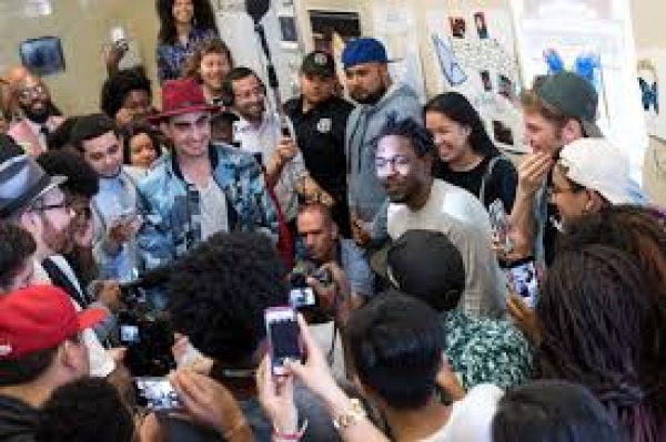 Kendrick Lamar Blows Teens Minds Hears Poetry At New Jersey High School