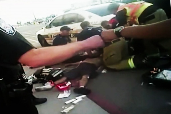 Watch Man Suffers A Horrible Death At The Hands Of Cops