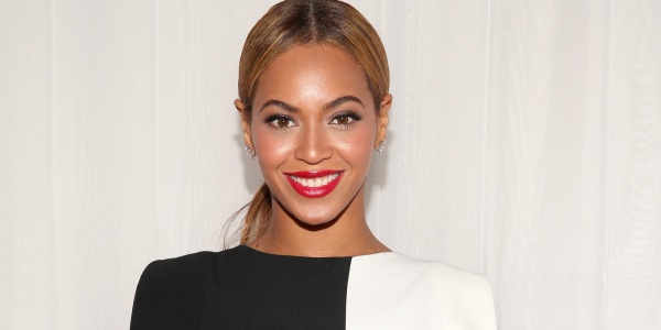 Beyonce Steps Up To Create Scholarships For Women